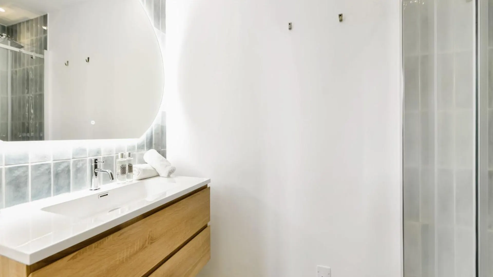 Villa Leon - Centre Cannes - 4 Chambres - Clim