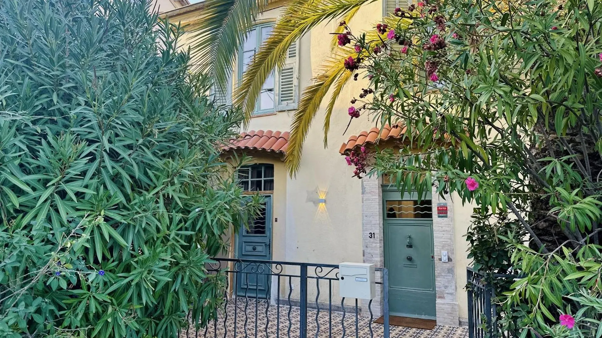 Villa Leon - Centre Cannes - 4 Chambres - Clim